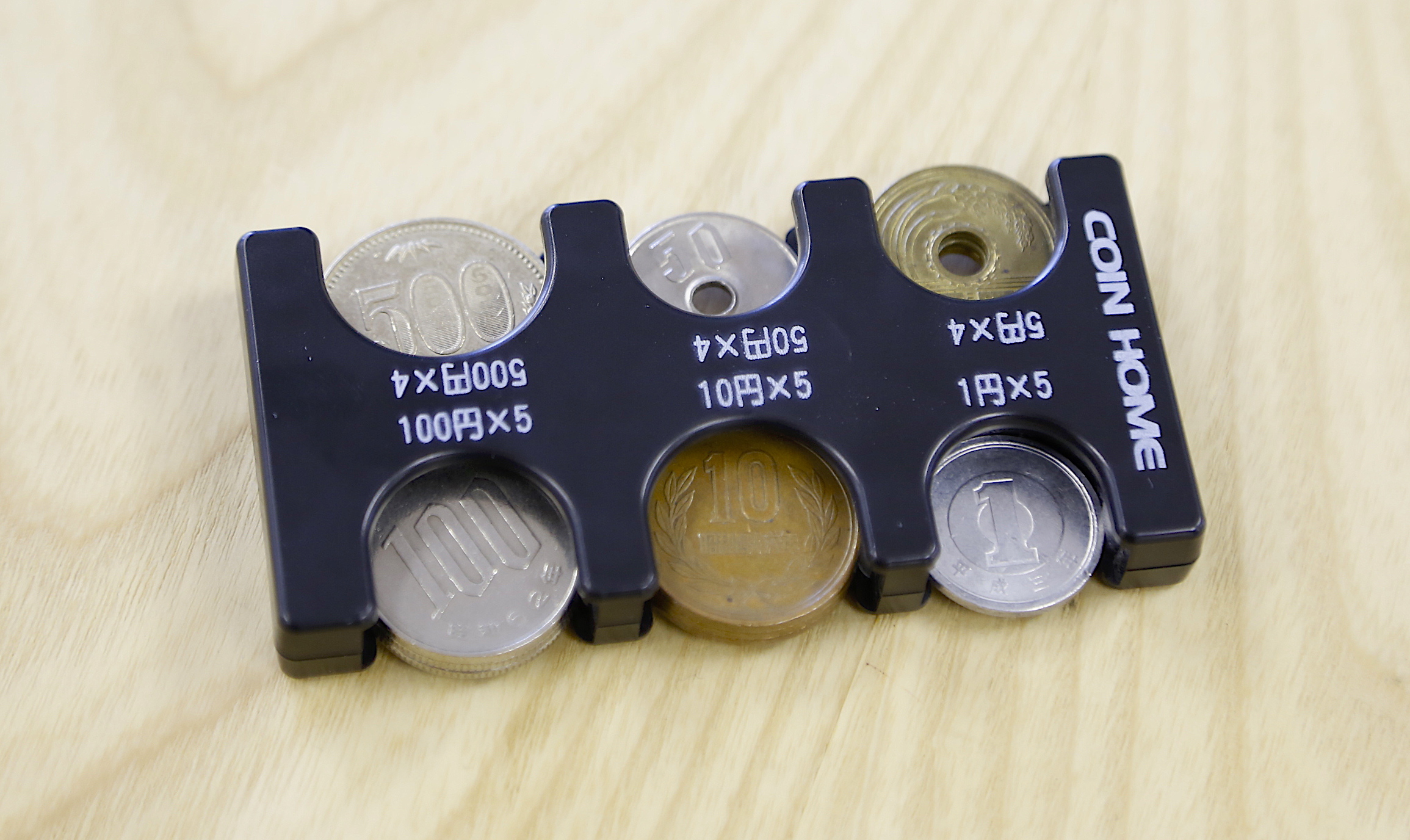 さようなら、お財布のもっさり感。「携帯コインホルダー」は思った以上に便利だった | ライフハッカー・ジャパン