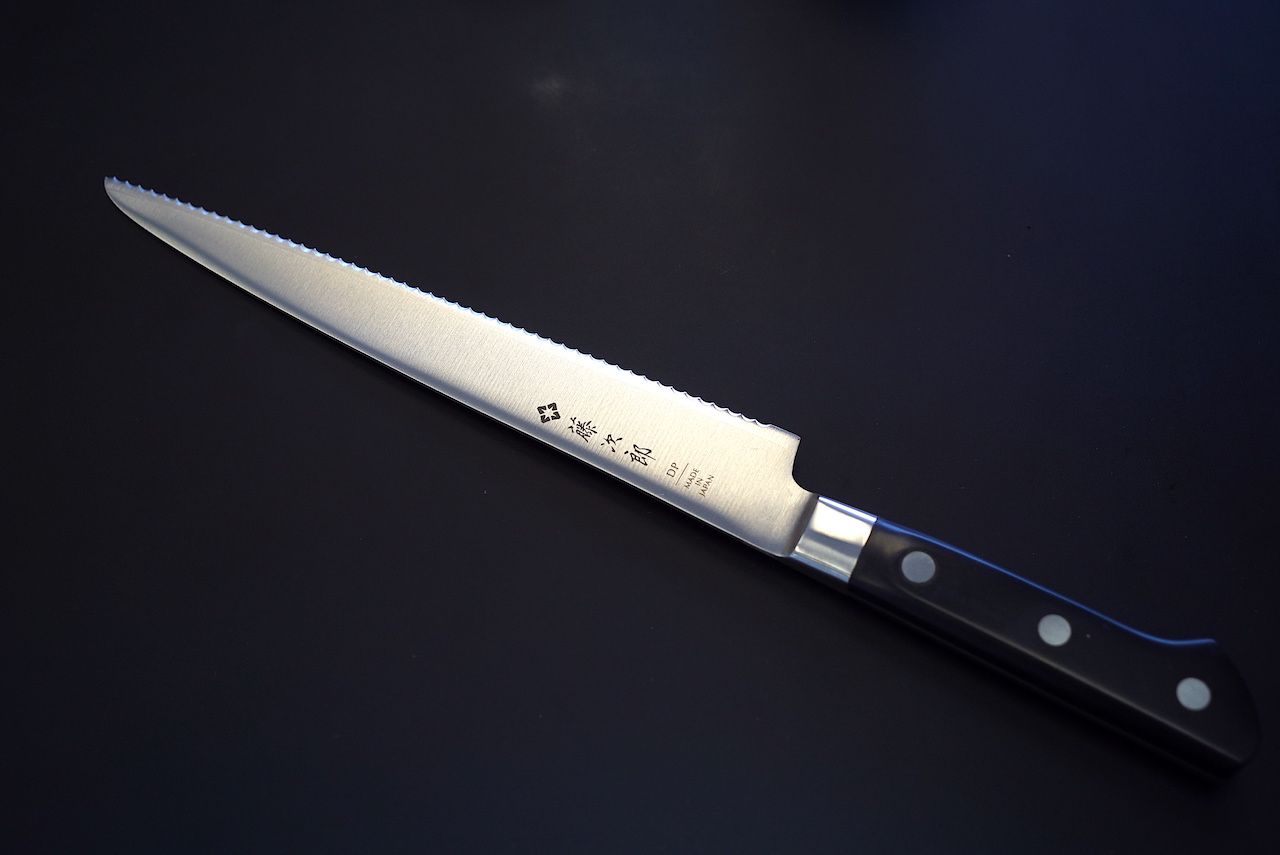 切れ味の違いを比較。8000円以下で購入できる日本製包丁を4本ご紹介