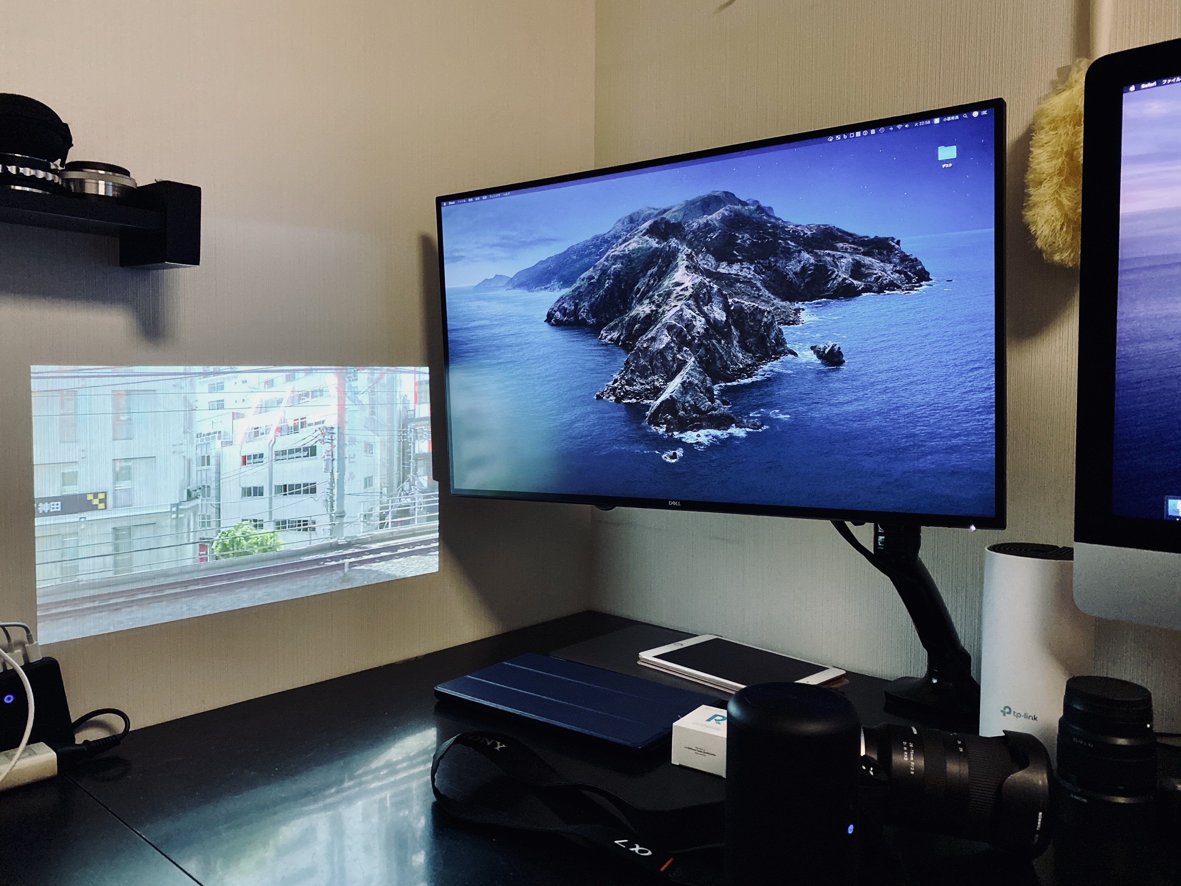 PCのみならずプロジェクターやプリンターも余裕で設置OK♪❤万能