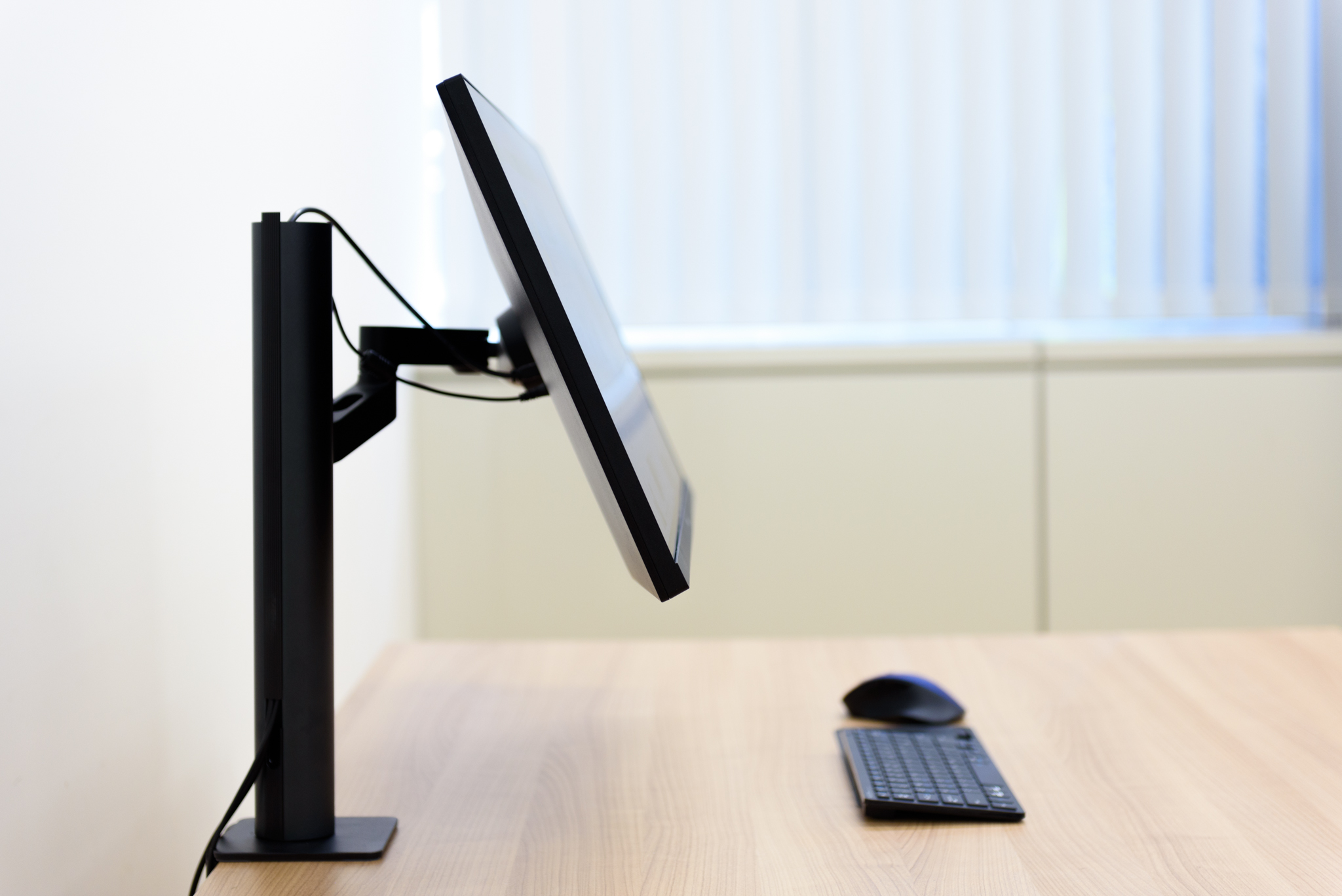 姿勢矯正＆大収納使用者目線で作られ使い勝手＆利便性 モニター