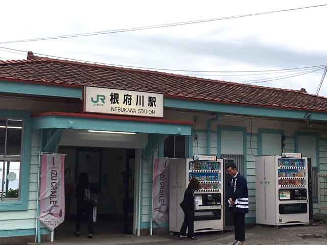 enoura_eki.jpg
