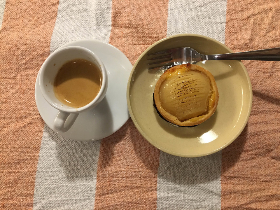 洋梨のタルト