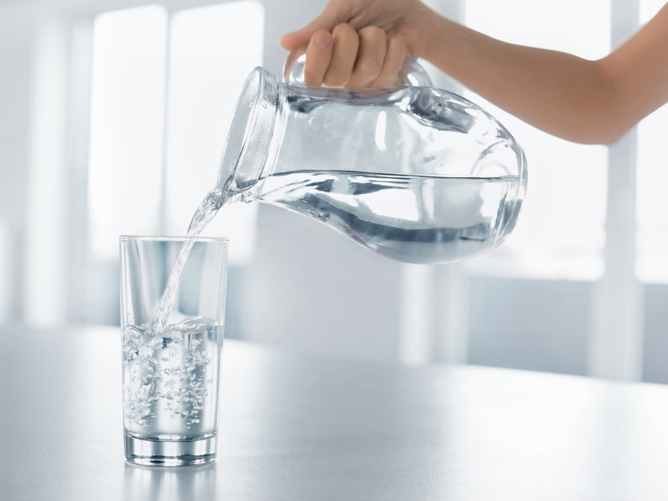 水