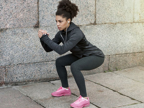 スクワットは毎日すべき？ 丸みのある美尻をつくる理想の回数は