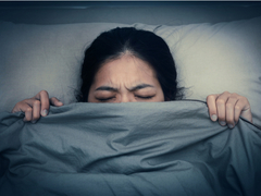 「羽毛ふとん肺」とは何か? だるい・息切れが治らないなら疑って