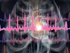 女性は気づきにくい「心臓発作」。消化不良、胸焼けが前触れの場合も!