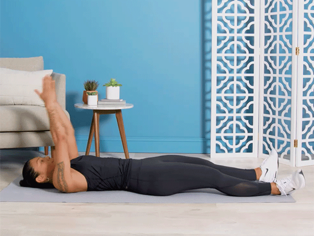 一気に脂肪を燃焼! V字をつくる腹筋トレで体ぽかぽか