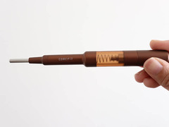 毎日たった2分。美顔器で顔のコリをほぐして、たるみをアップ!