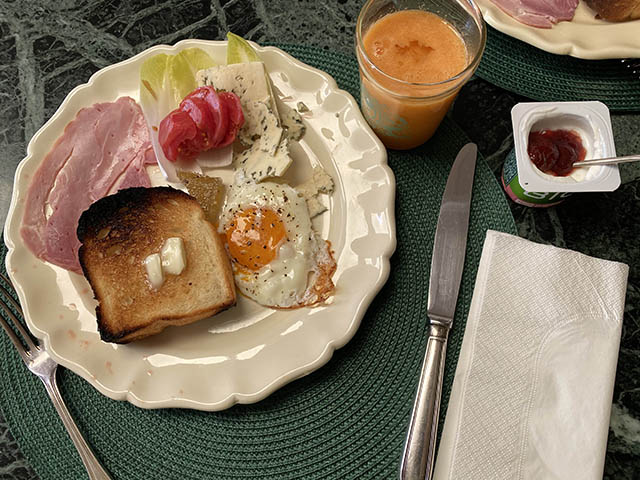 朝ごはん