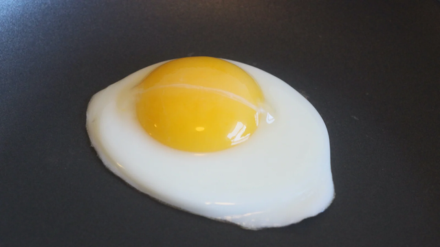 うれしくなるほど つるんときれいな目玉焼きを作る方法 Mylohas