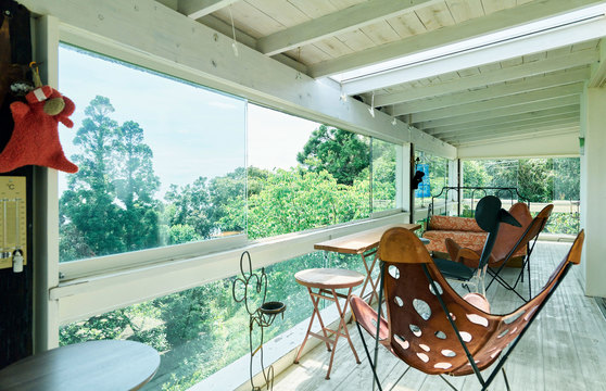 ご自宅 訪問 こんなアトリエでイラストを描いています こぐれひでこさんの住まい 前編 Mylohas