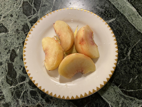 白菜の古漬けで「酸菜白肉鍋」【こぐれひでこの「ごはん日記」】 MYLOHAS