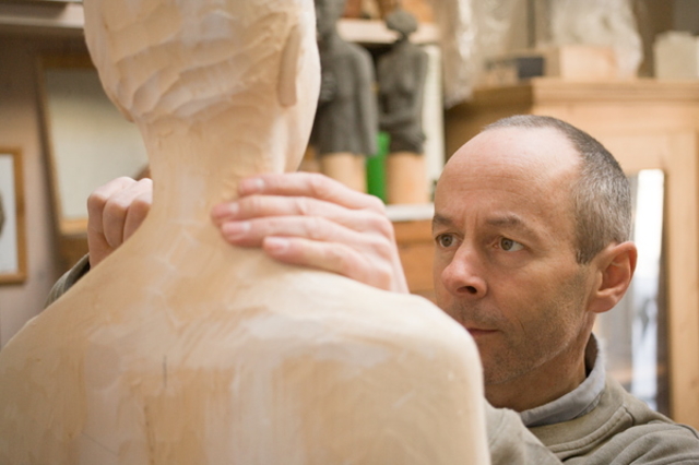 木彫りなのに動き出しそうな気がするよ Roomie ルーミー