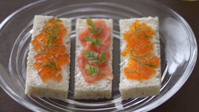 スティックオープンサンドでパーティーをもっと華やかに Roomie ルーミー