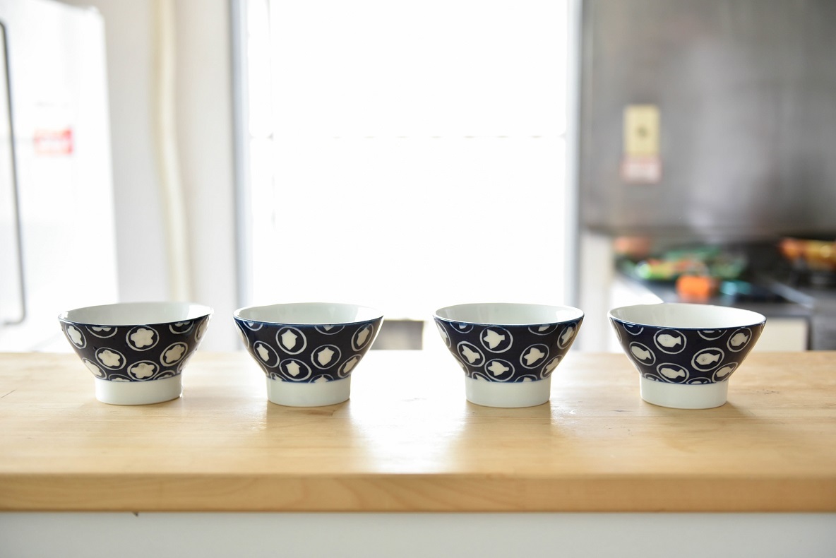 夫婦茶碗ならぬ友茶碗
