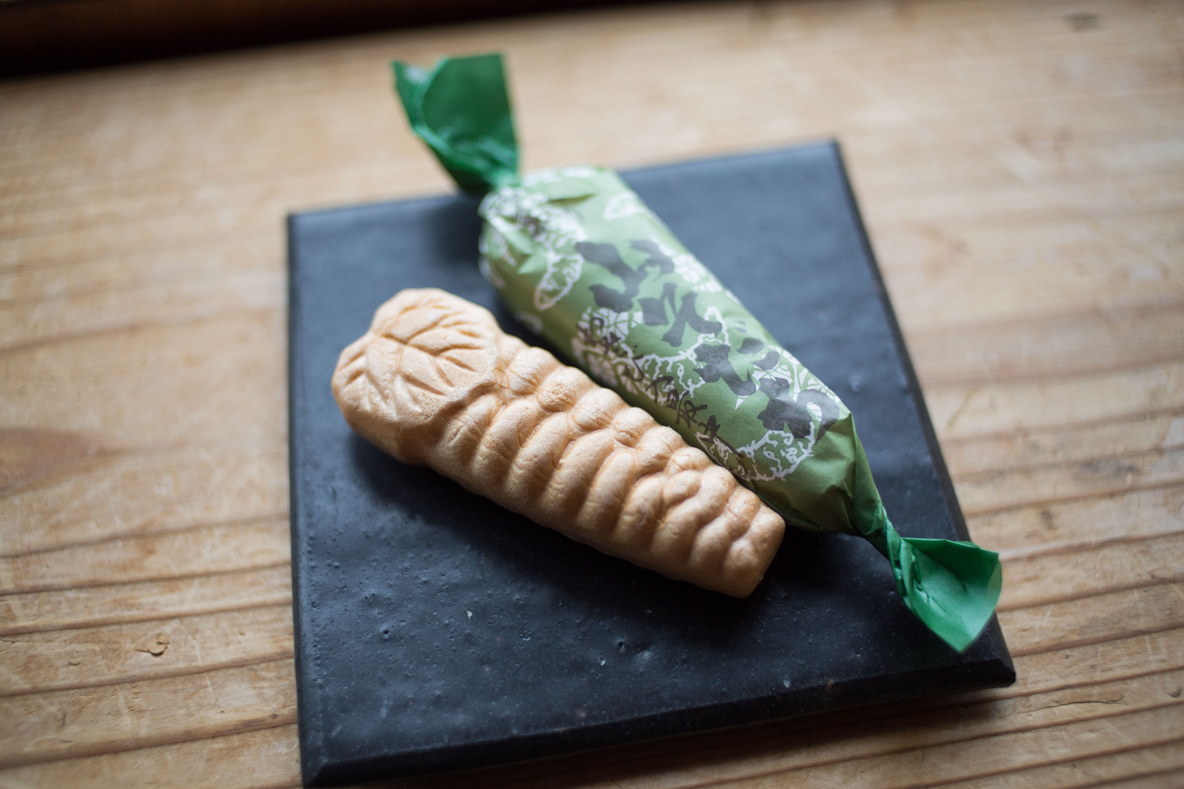 静岡の生わさび×白あん×もなか=妙味|甲斐みのりの「スナック・タイム」