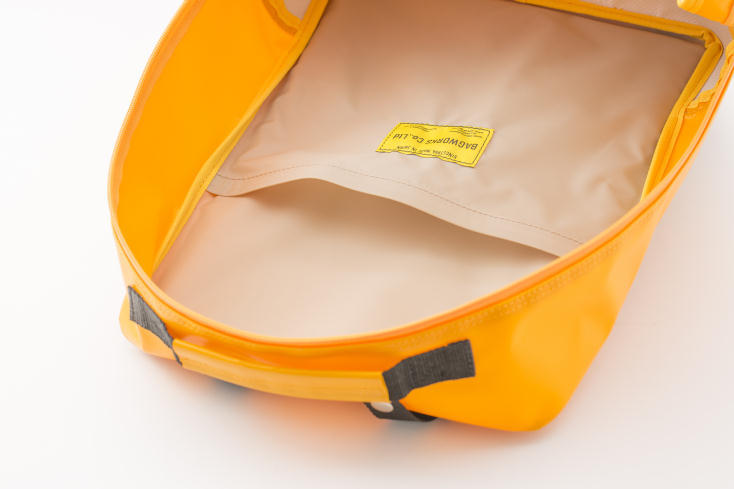 BAGWORKSのしごとのかばんは防炎認定素材
