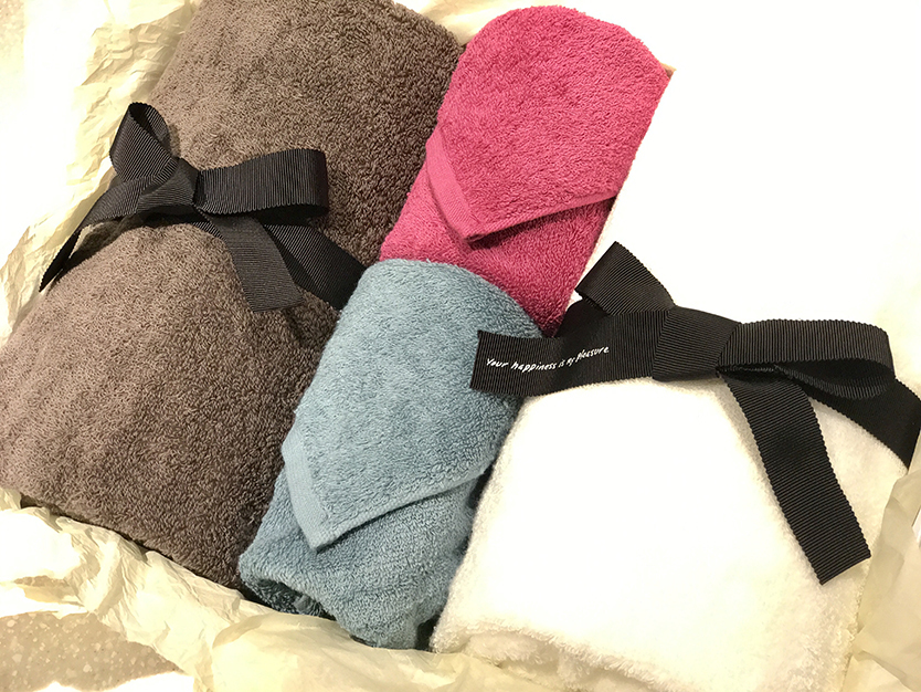 三越伊勢丹のオリジナルタオル「CARMEN TOWEL 0.005」