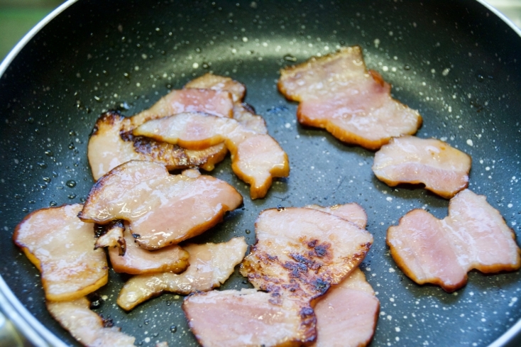 カリカリのベーコンを作る