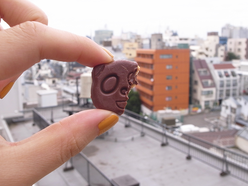 ファミリーマートのかわいいチョコクッキーのおやつ