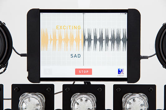 音楽を分析して味覚化する装SQUEEZE MUSICがおもしろい