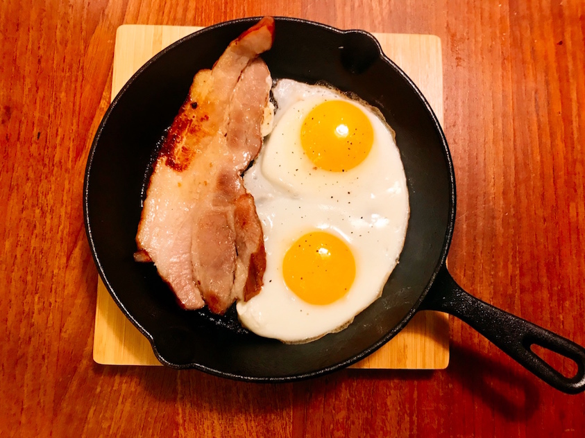 スキレットで ジブリ飯 を作ろう ニトスキで簡単おいしく 見栄えよく Roomie ルーミー