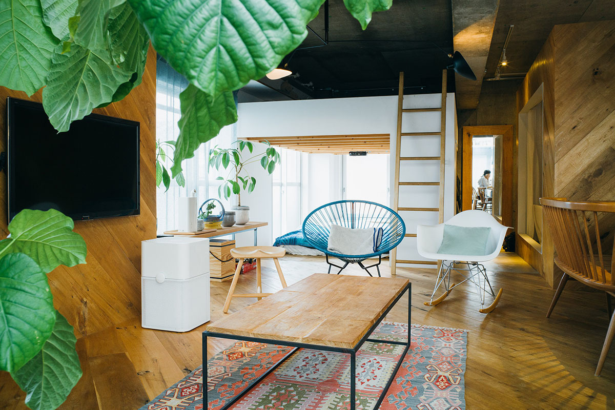 壁も扉もありません 家族も空気もつながる 建築家夫婦の自宅兼アトリエ Roomie ルーミー