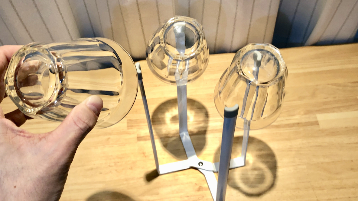 スタンドにもなる!