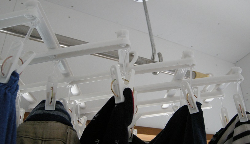 ホームセンターで見つけたハンガーで こんなにも干せるとは マイ定番スタイル Roomie ルーミー