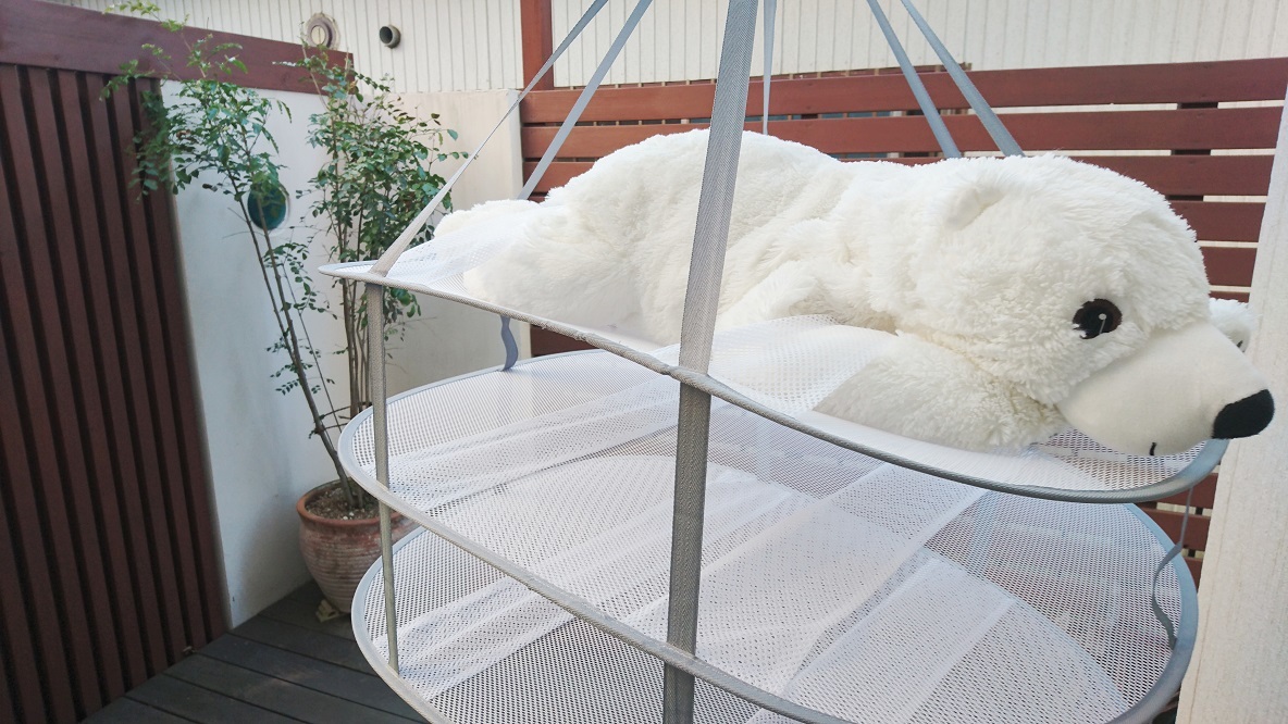 ニットを長持ちさせたいならこれ ちょっとの工夫がたっぷり詰まった定番アイテムが便利 マイ定番スタイル Roomie ルーミー