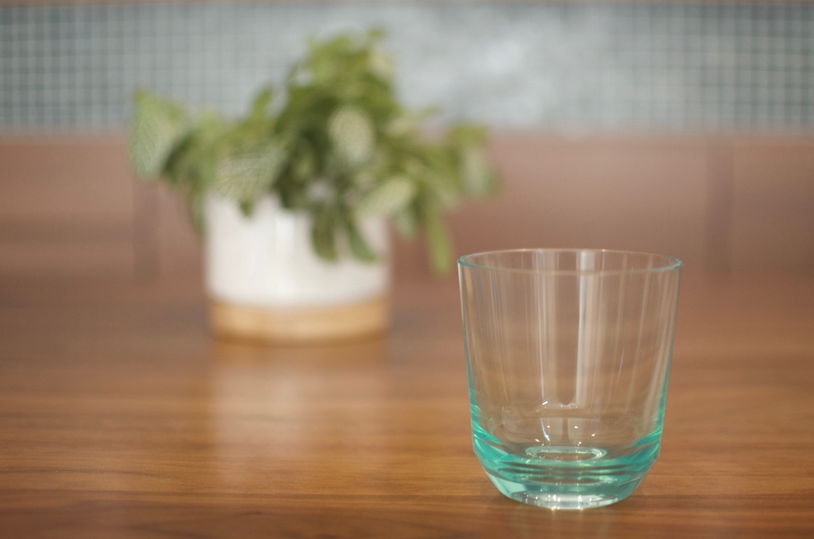 スノーピークのロックグラスは このまま落ちても割れないのさ 素材が一味違うのだよ マイ定番スタイル Roomie ルーミー