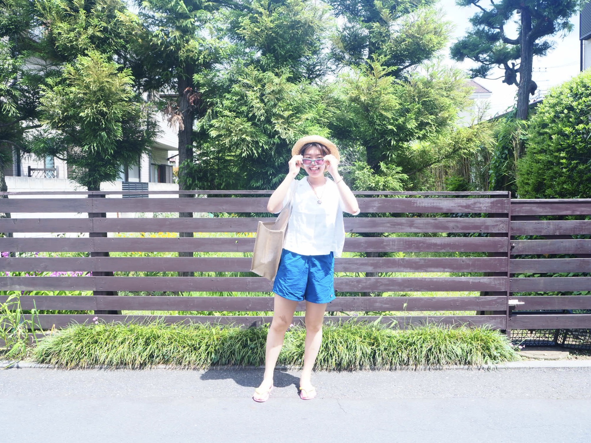 無印の新作 半袖開襟シャツ は リネン素材で気持ちいい カジュアルとフォーマルのいいとこどり Roomie ルーミー