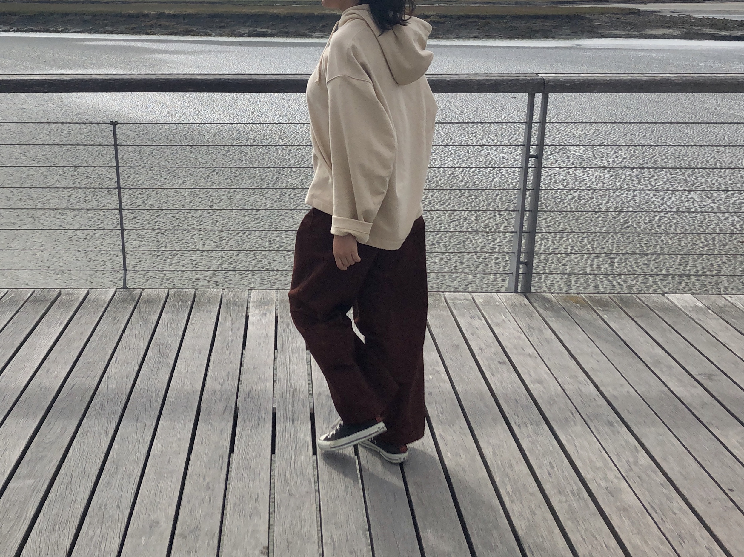 もう完全にuniqlo Uの虜です ストンと落ちる このチルいシルエットが最高 Roomie ルーミー