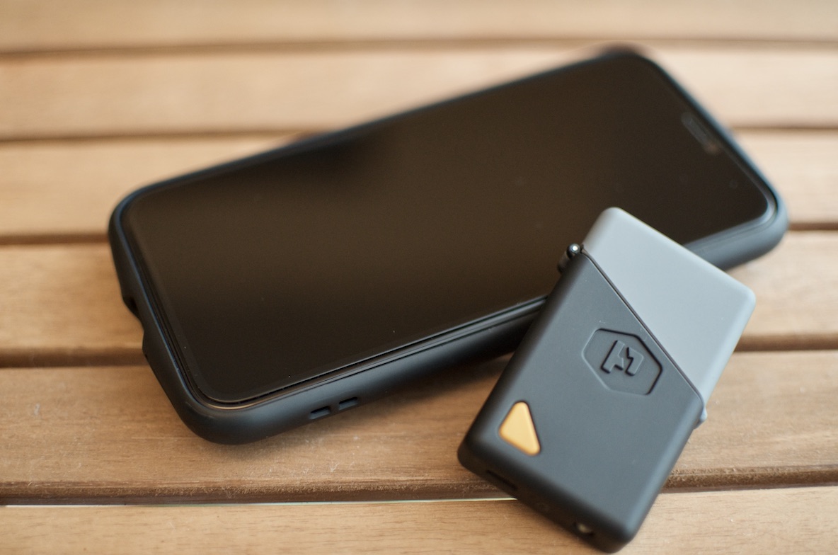 火を使わないライターは強風時にも大活躍 充電すれば何回でも使えるよ Roomie ルーミー 火を使わないライターは強風時にも大活躍 充電すれば何回でも使えるよ Roomie ルーミー