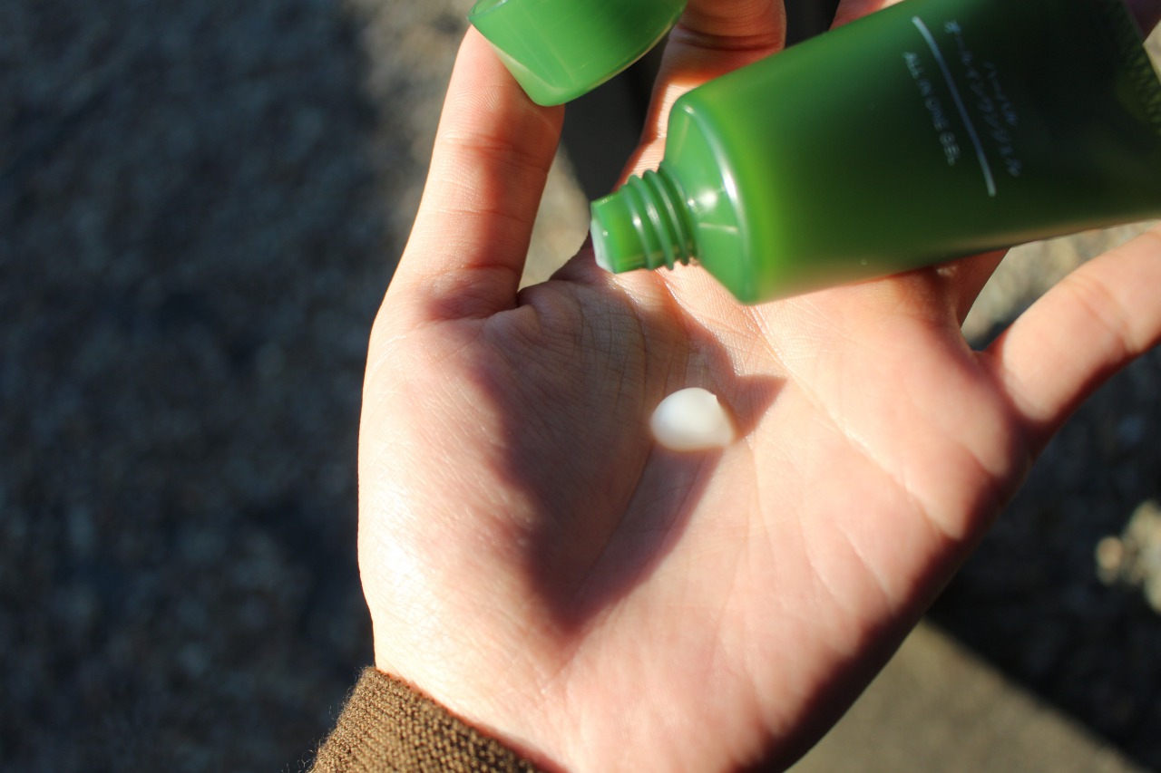 無印良品のオールインワンジェルがあれば 1本でスキンケア完了 銭湯や旅行で重宝するのだ Roomie ルーミー