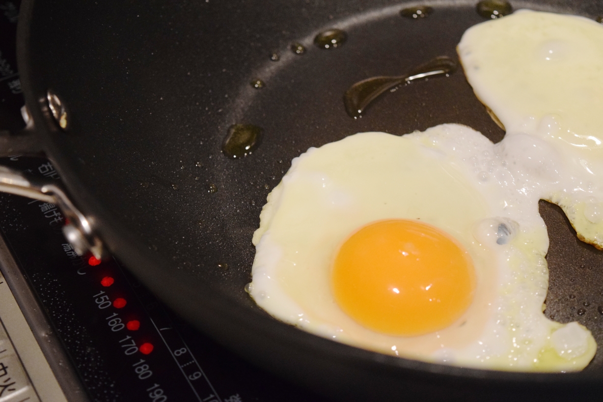 カインズホームのフライパンが最強だった話 焦げ付かないから料理も楽になるよ Roomie ルーミー