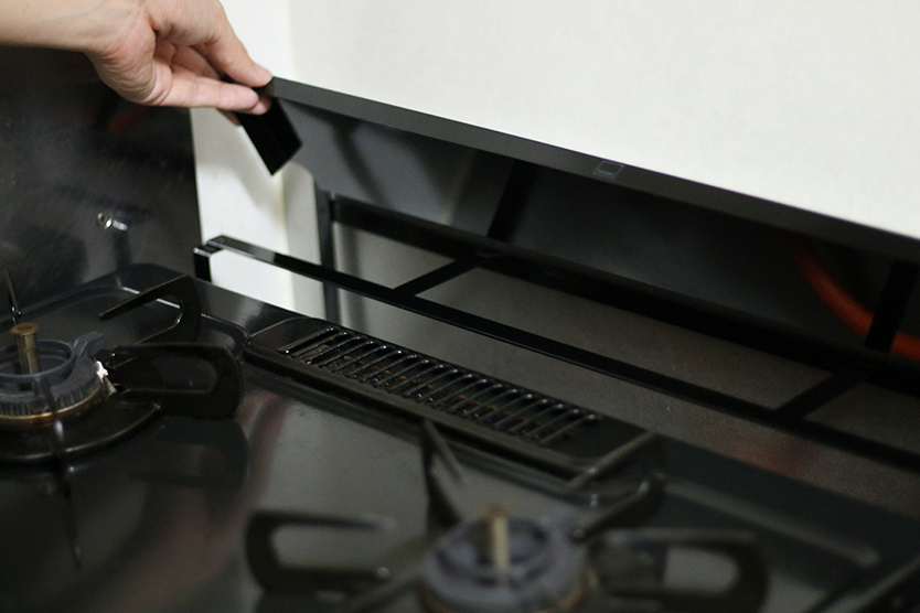 ありがとう山崎実業 コンロ奥の あのデッドスペース が調味料棚に変身したよ Roomie ルーミー