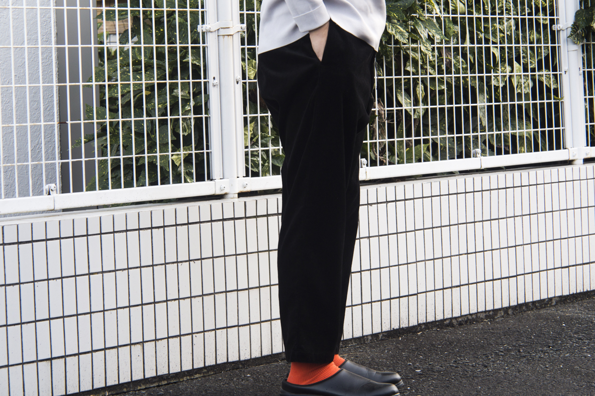 Muji Laboのコーデュロイパンツは履き心地が超イージー ジャケットと合わせてセットアップにもできちゃうよ Roomie ルーミー