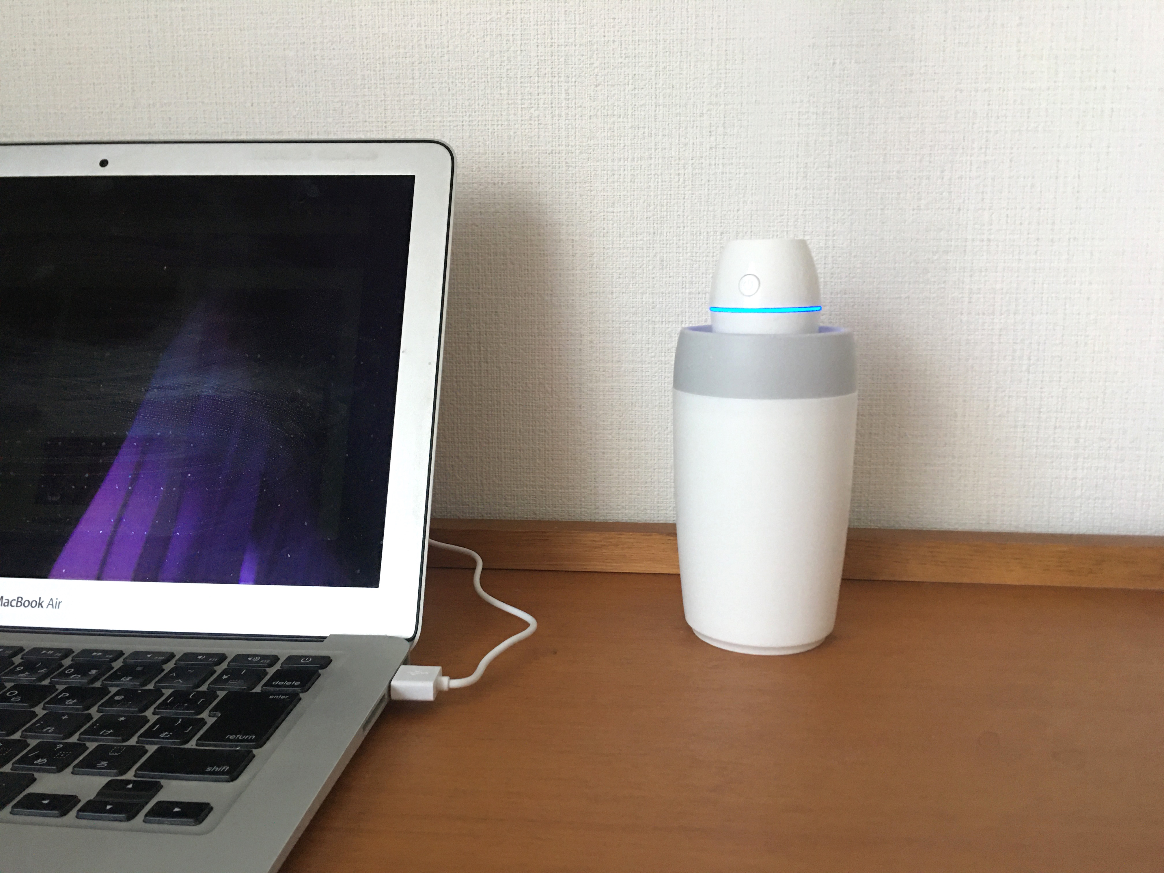 ニトリのusb加湿器が ちょっとだけ加湿したい を叶えてくれた 給水や掃除も楽ちんだよ Roomie ルーミー