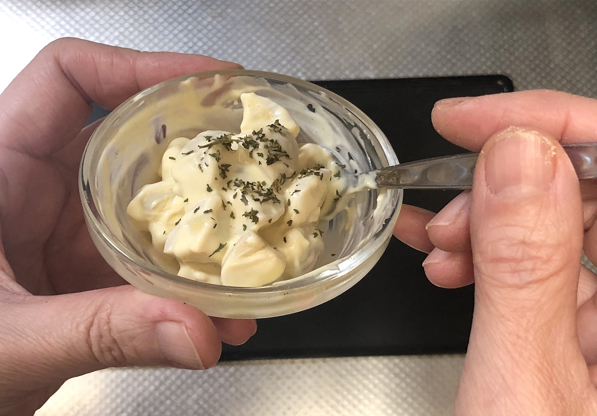 たまごサラダ
