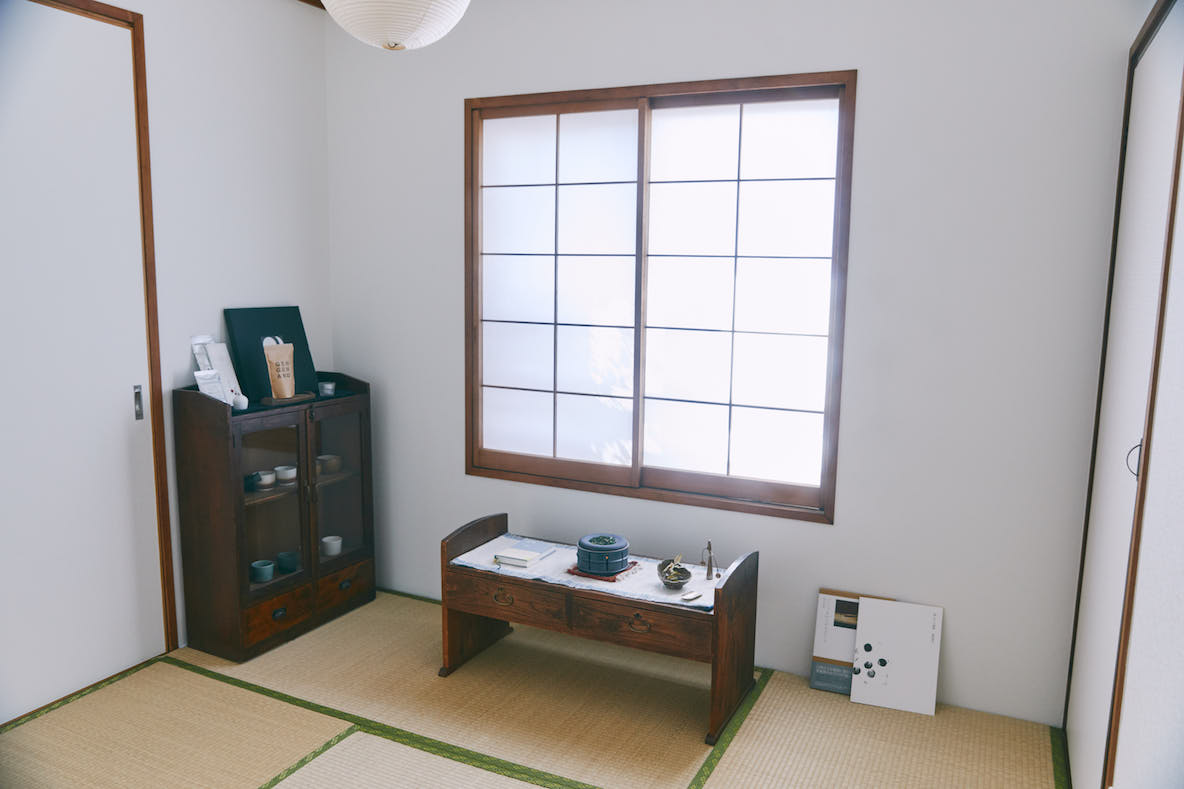東京都世田谷区の3LDKの部屋に住むカップル