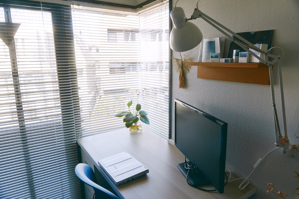 東京都世田谷区の3LDKの部屋に住むカップル