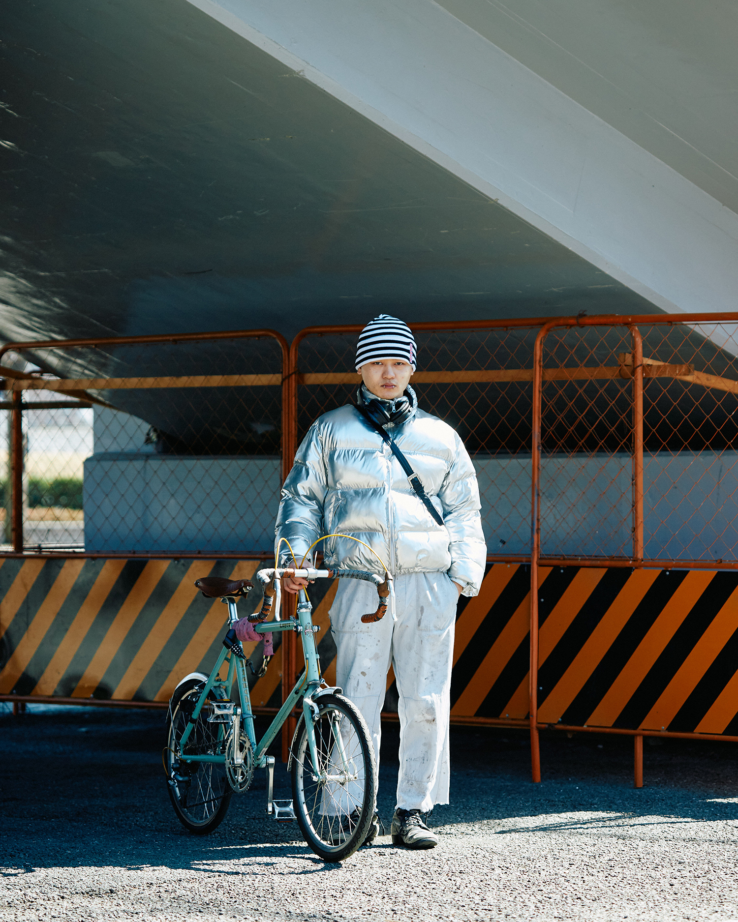 Bianchiを選んだのは フランス映画の名作がきっかけ 若手美容師が乗りこなす シンプルなミニベロ みんなの自転車 Roomie ルーミー