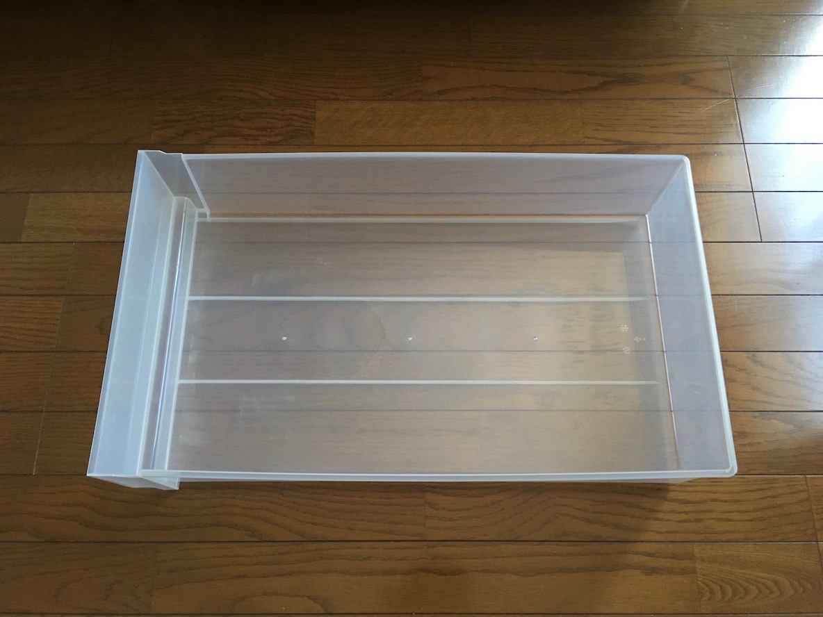 無印良品の ポリスチレン仕切板 で手持ちの衣装ケースをカスタマイズ ごちゃごちゃが解消されて着替えが快適になったよ Roomie ルーミー