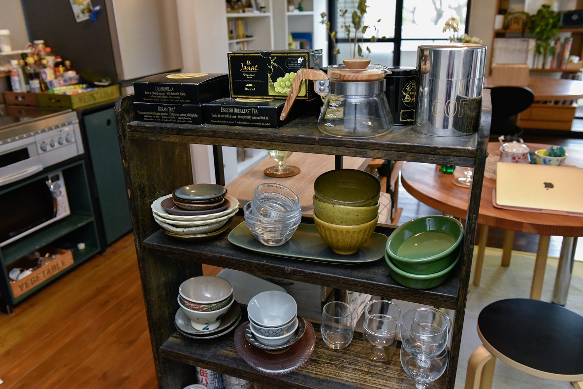 賃貸なのにdiyし放題 遊びと仕掛けが詰まった 51 ワンルームのふたり暮らし みんなの部屋 Roomie ルーミー