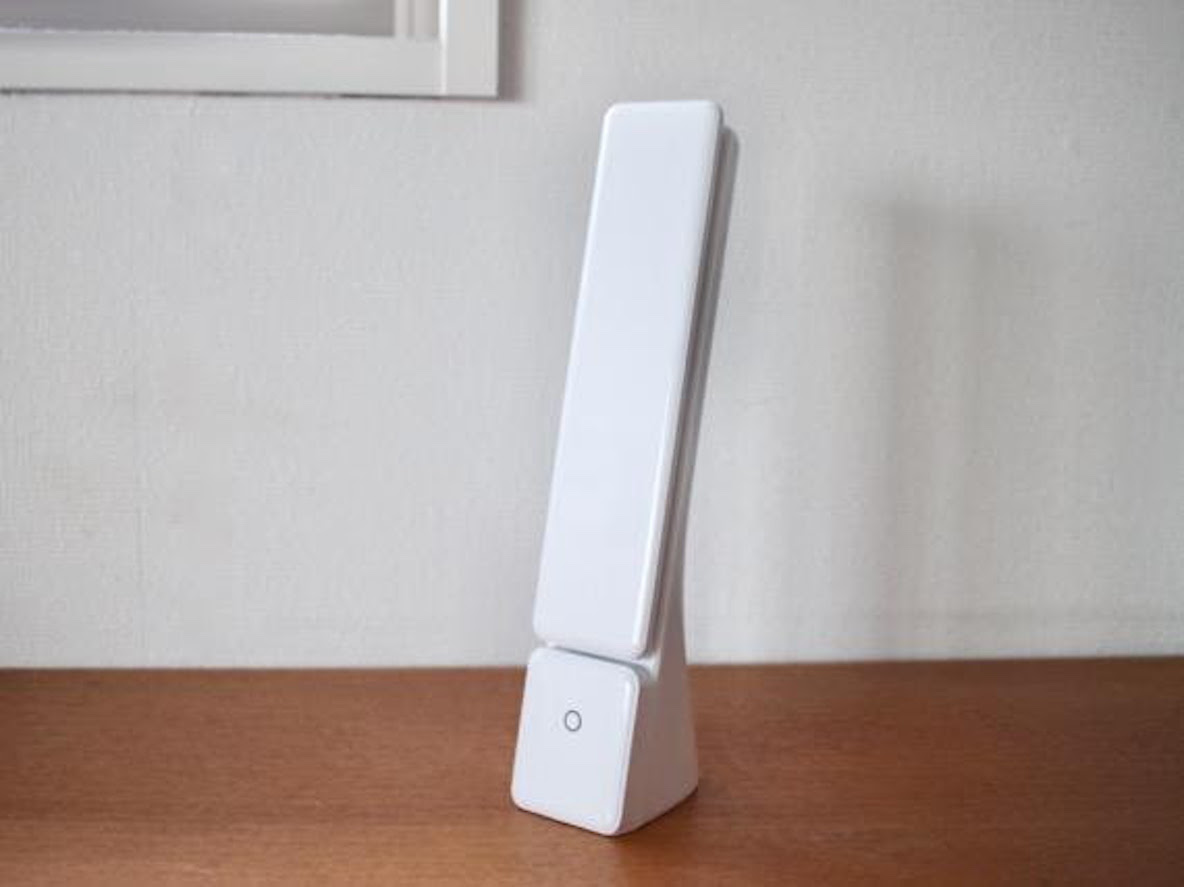 息子のオンライン授業用に購入したニトリのledデスクライトが Zoom会議の顔色悪くなっちゃう問題を解決してくれたよ Roomie ルーミー