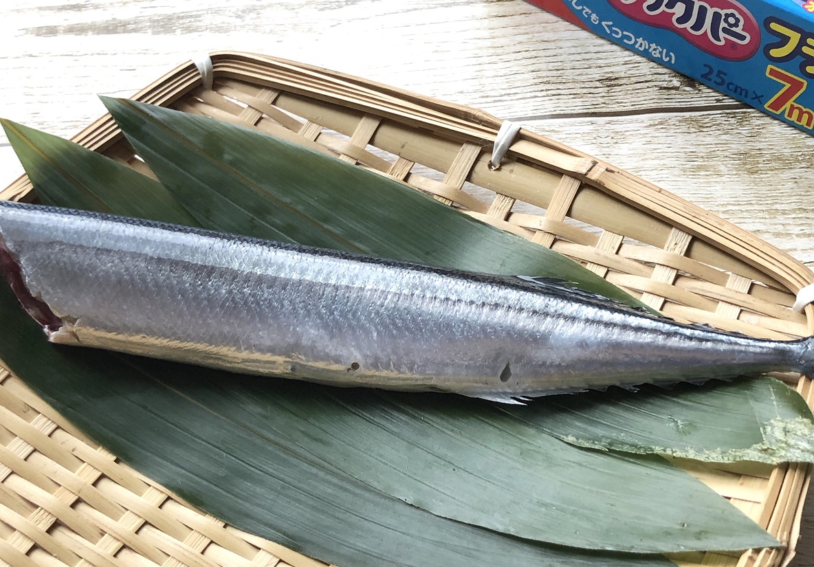 秋刀魚だってフライパンで手軽に焼きたい その願いは フライパン用ホイル で叶うのか 徹底検証してみたところ Roomie ルーミー