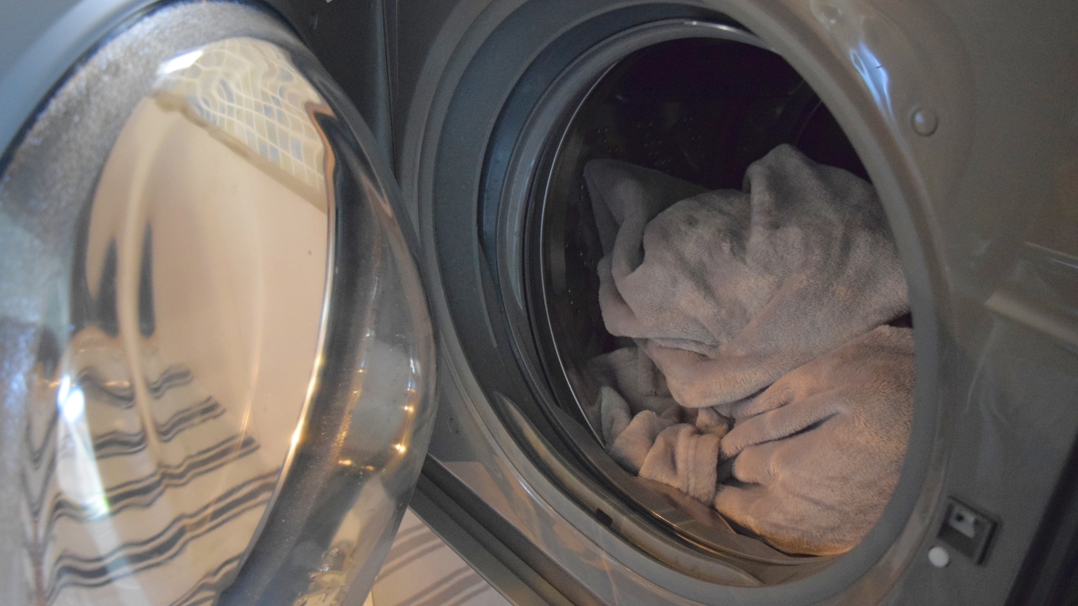 朝ベッドから出られなくなる毛布 見つけました 洗濯機で丸洗いできて コンパクトに収納もできるんだ 21年11月8日 Biglobeニュース