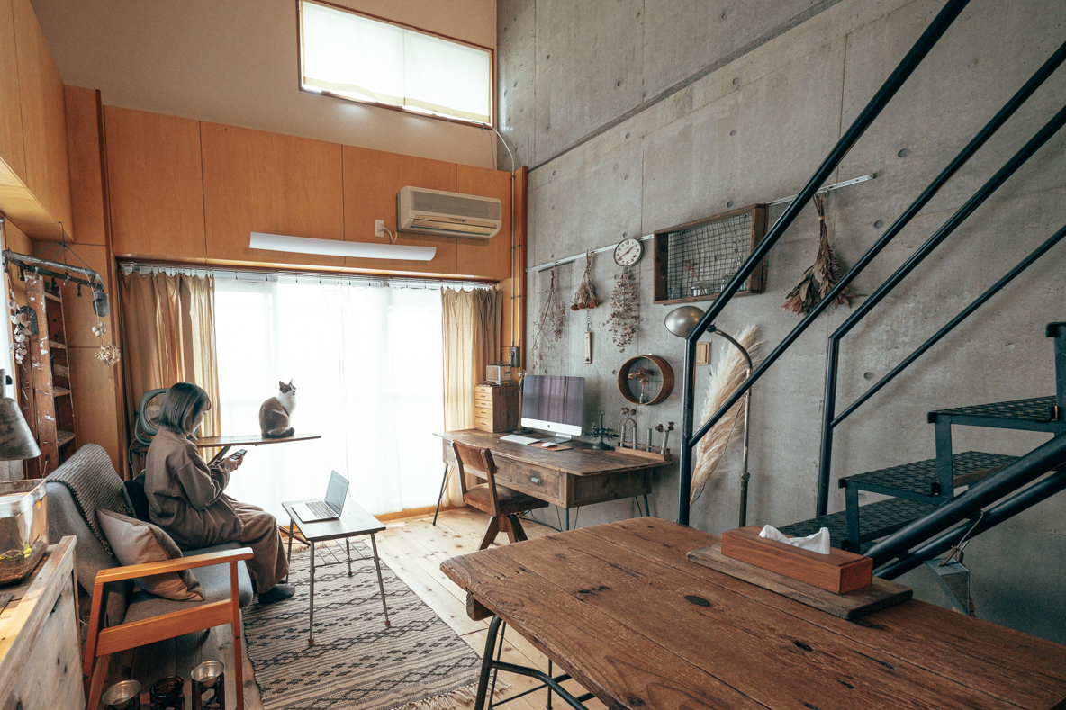 意外と汎用性高いかも 編集部が惚れた コンクリート躯体 おうちまとめ Roomie ルーミー 意外と汎用性高いかも 編集部が惚れた コンクリート躯体 おうちまとめ Roomie ルーミー