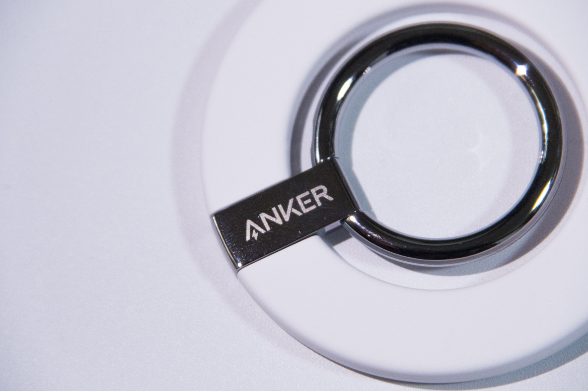 Ankerの新作「マグネット式バンカーリング」がパワフルで安定感抜群！ スマホスタンドとしても活躍してくれるぞ ROOMIE（ルーミー）